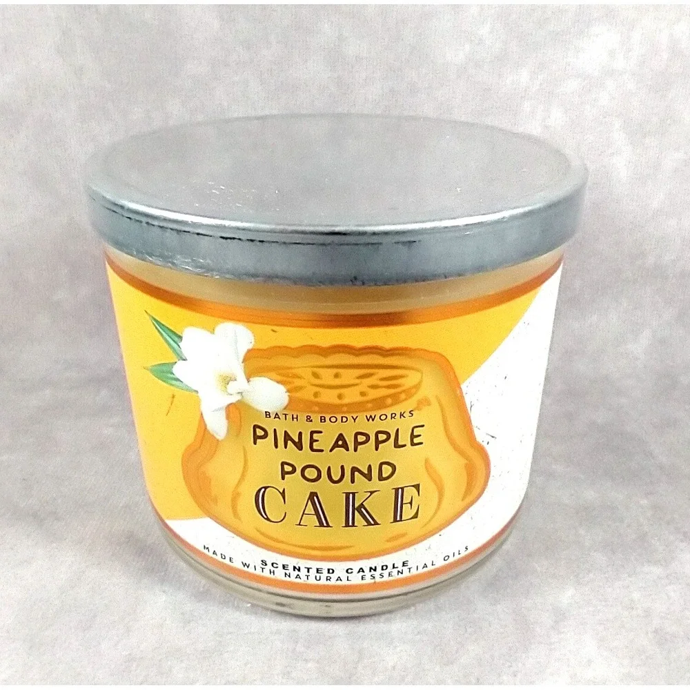 BATH BODY WORKS PINEAPPLE POUND CAKE 3-WICK FILLED SCENTED LARGE 14.5 OZ CANDLE